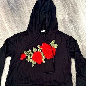 Dirtee Laundry XL Black Cropped Hoodie With Rose Appliqué